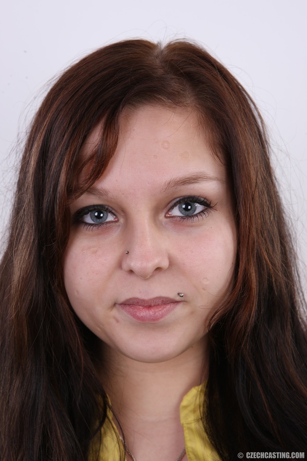 Lusty plump brunette with round firm boobs, - XXX Dessert - Picture 1