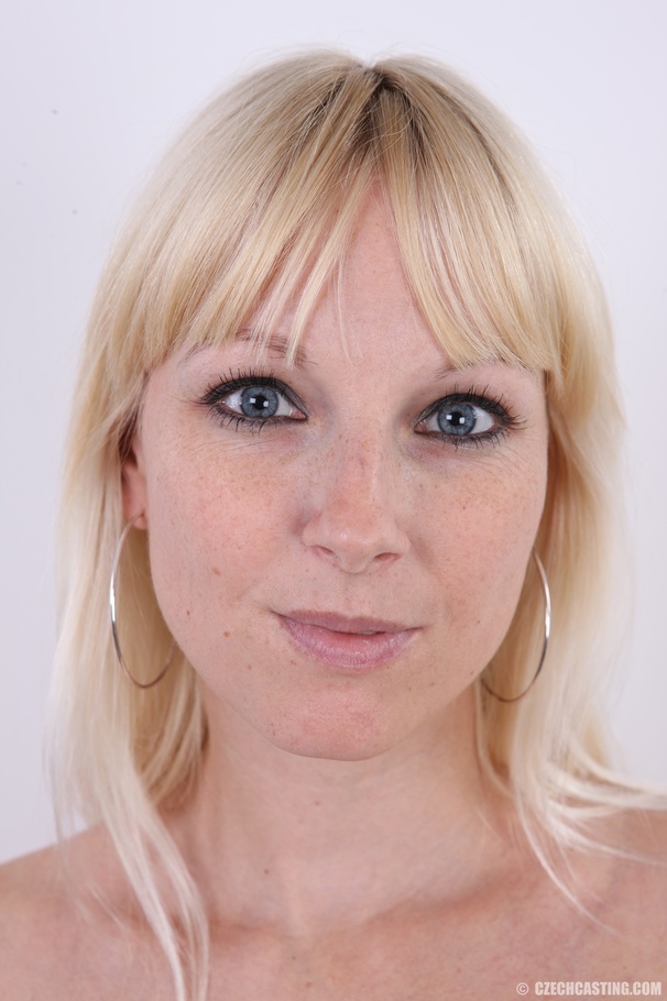 Divine looking blonde with sexy curves, swe - XXX Dessert - Picture 25