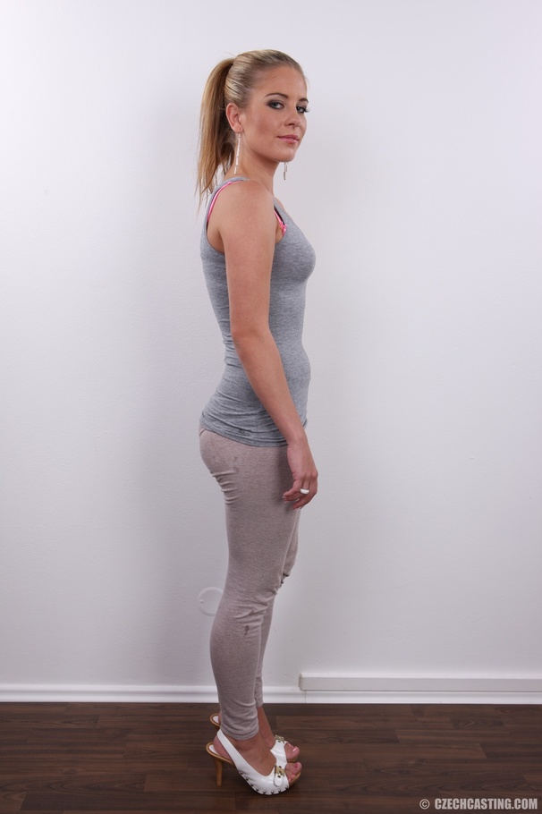 Sweet shape blonde looks attractive with sm - XXX Dessert - Picture 3