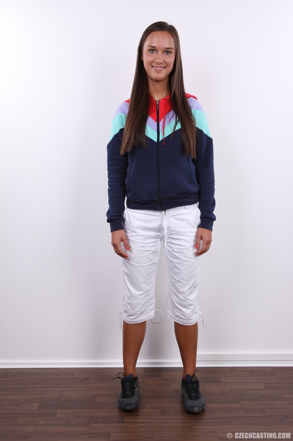 Tanned young beauty with enticing tits, swe - XXX Dessert - Picture 2