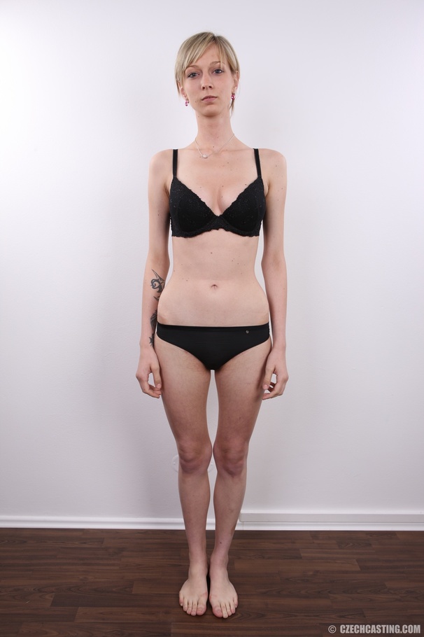 Beautiful slim and sexy blonde with round i - XXX Dessert - Picture 8