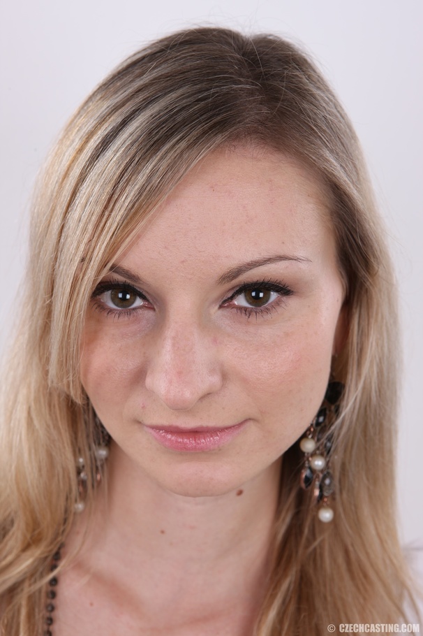 Beautiful sexy blonde with hot tits, soft b - XXX Dessert - Picture 1