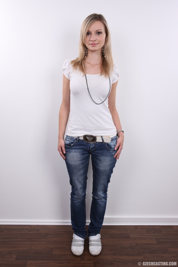 Beautiful sexy blonde with hot tits, soft b - XXX Dessert - Picture 2