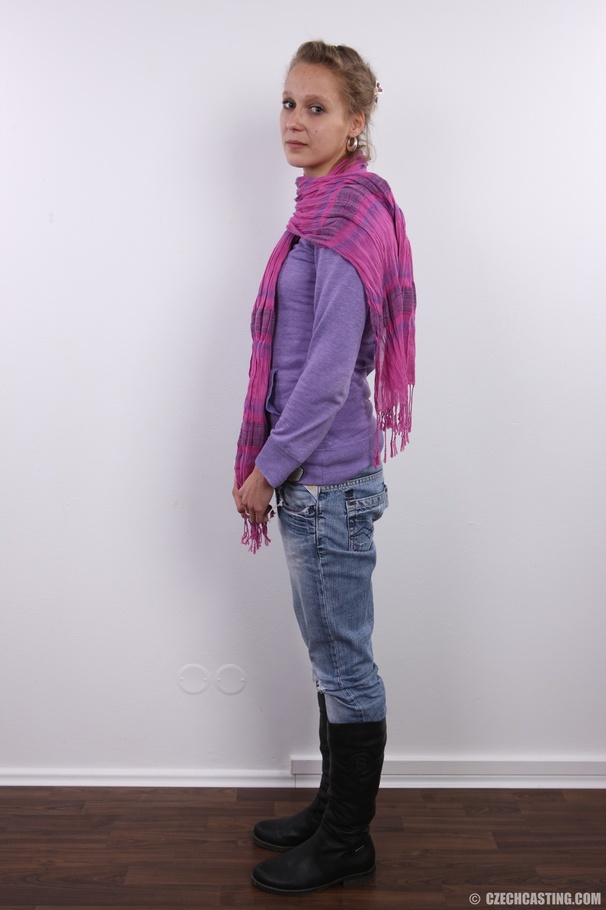 Horny slim lady happy to strip to reveal ho - XXX Dessert - Picture 3