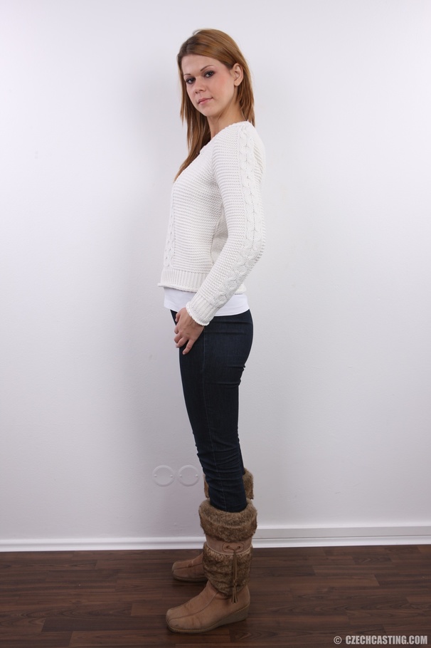 Beautiful tight butt beauty with cute eyes, - XXX Dessert - Picture 3