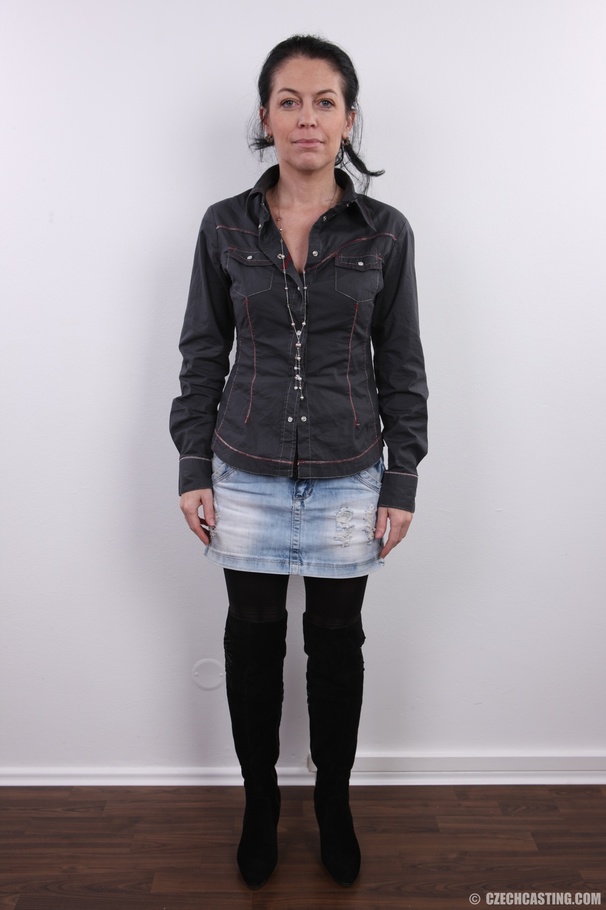 Matured lady looking for action shows small - XXX Dessert - Picture 2