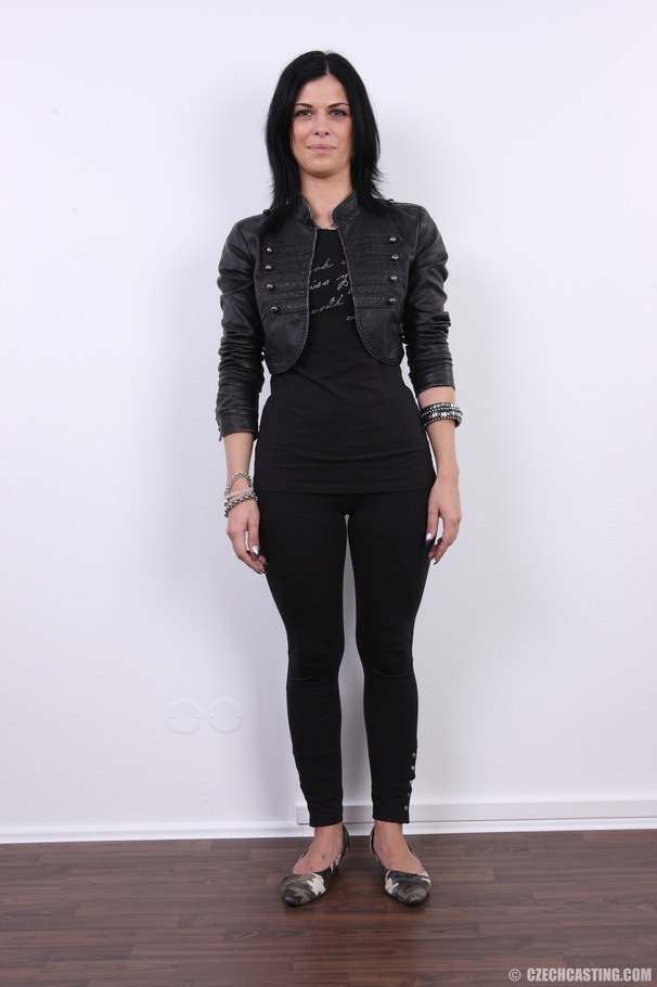 Black hair chick with a wild side strips to - XXX Dessert - Picture 3