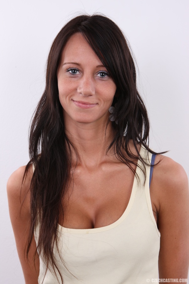 Perfect balanced tits as shows by sweet tan - XXX Dessert - Picture 2