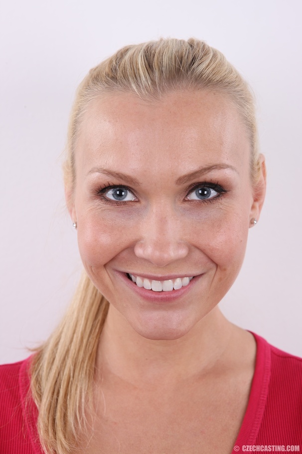 Blonde lady looking seductive showing hot c - XXX Dessert - Picture 1