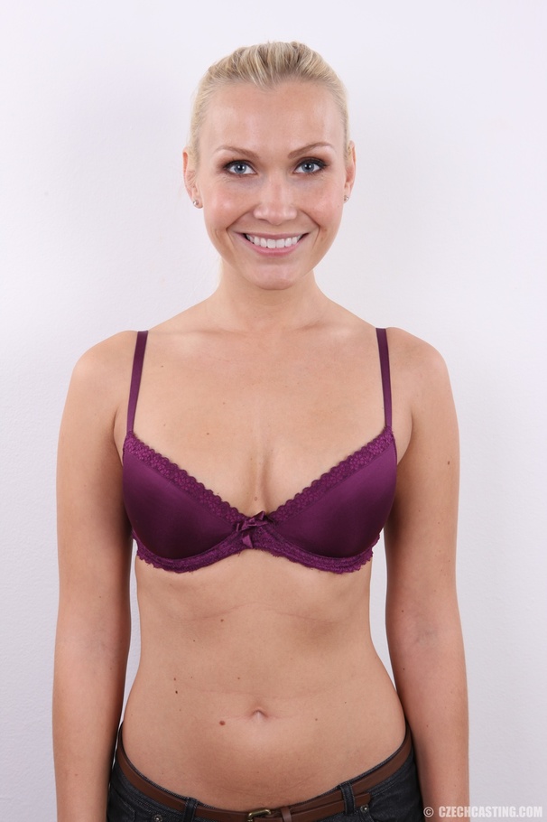 Blonde lady looking seductive showing hot c - XXX Dessert - Picture 6