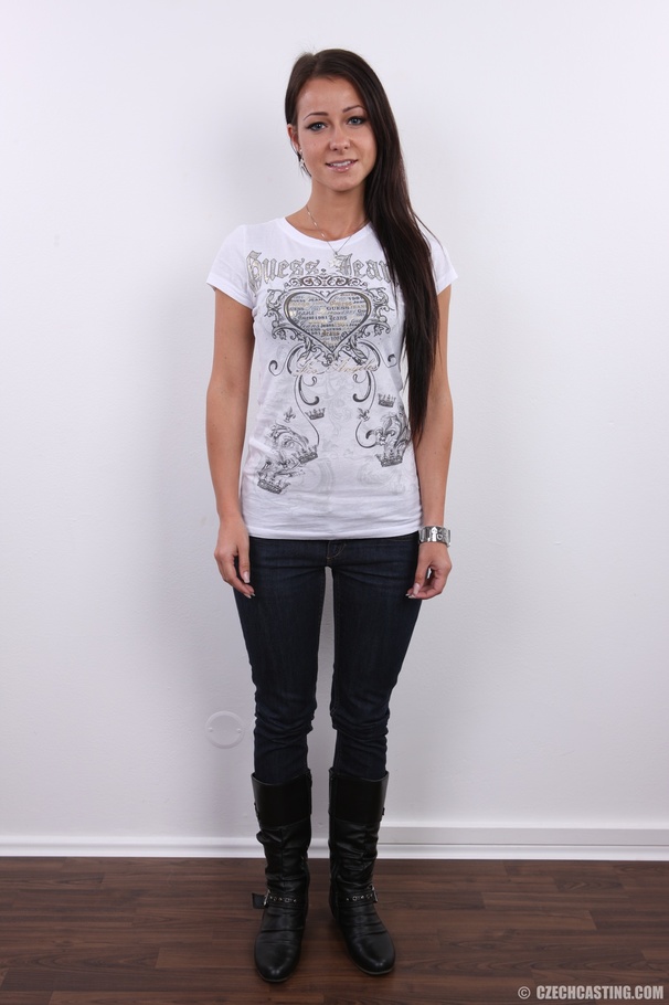 Cute tanned chick with sexy eyes shows hot  - XXX Dessert - Picture 2