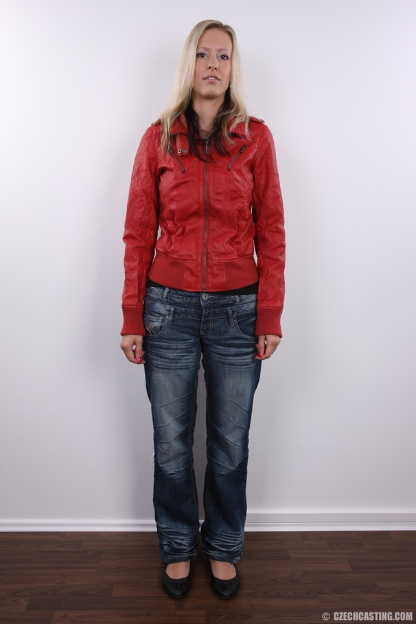 Hot attractive blonde with sweet inviting t - XXX Dessert - Picture 2