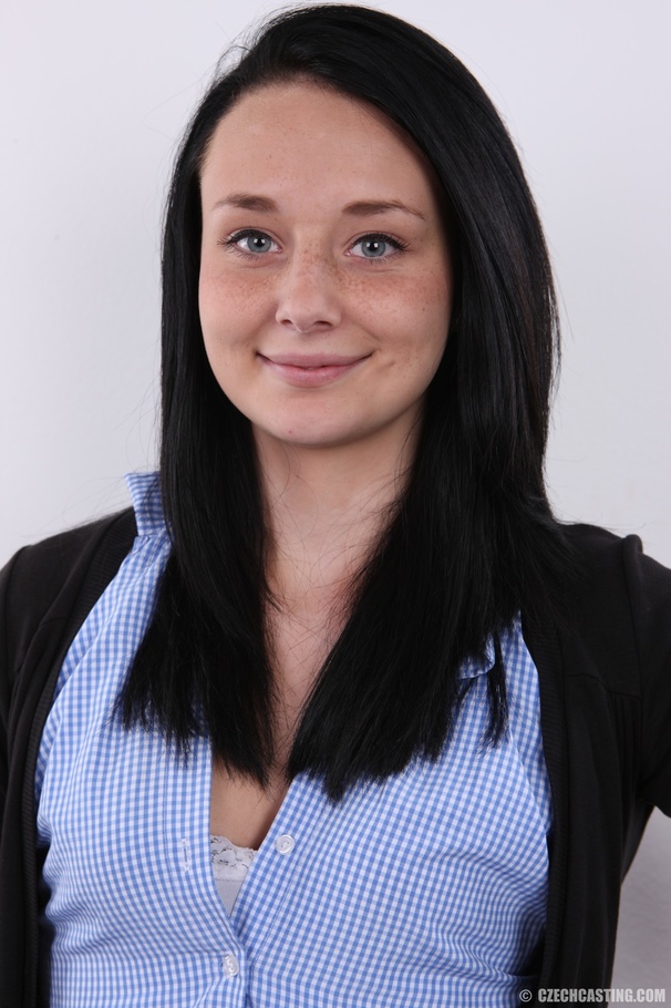 Fleshy smiling chick with tight cute pussy, - XXX Dessert - Picture 2