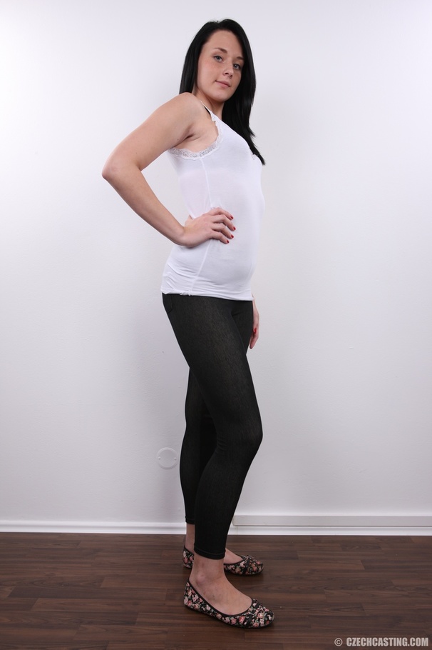 Fleshy smiling chick with tight cute pussy, - XXX Dessert - Picture 5