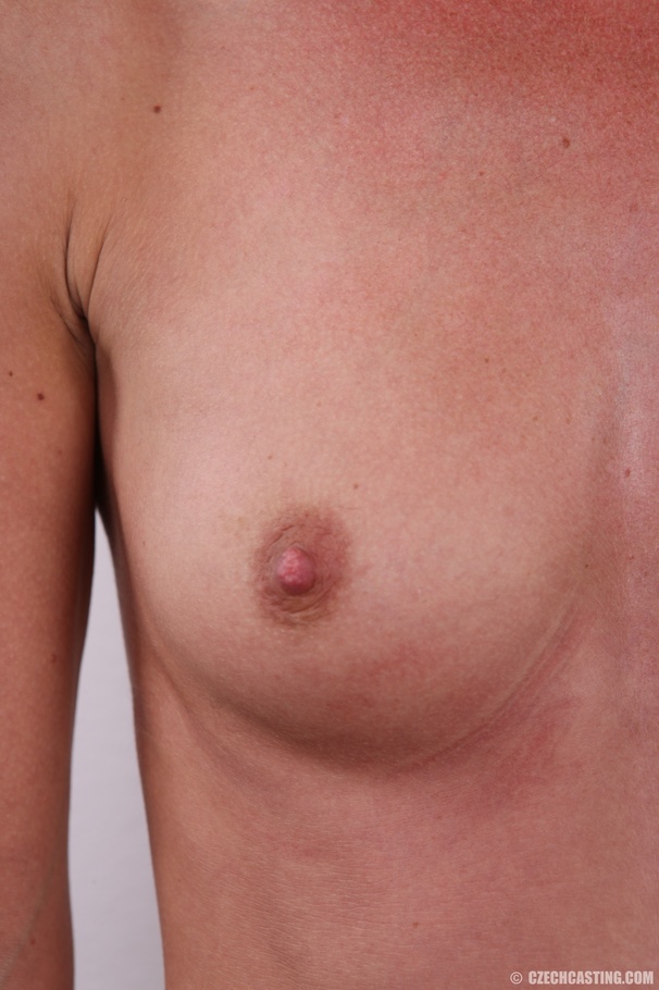 Slim and seductive blonde looking innocent  - XXX Dessert - Picture 12