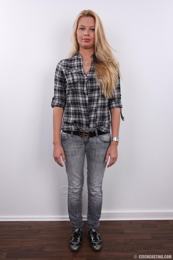 Pretty blonde has sexy eyes, sweet round ti - XXX Dessert - Picture 2