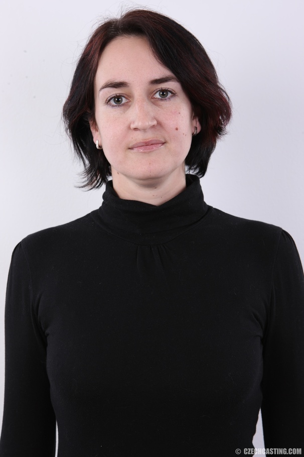 Tall slender cute brunette with hot fleshy  - XXX Dessert - Picture 2