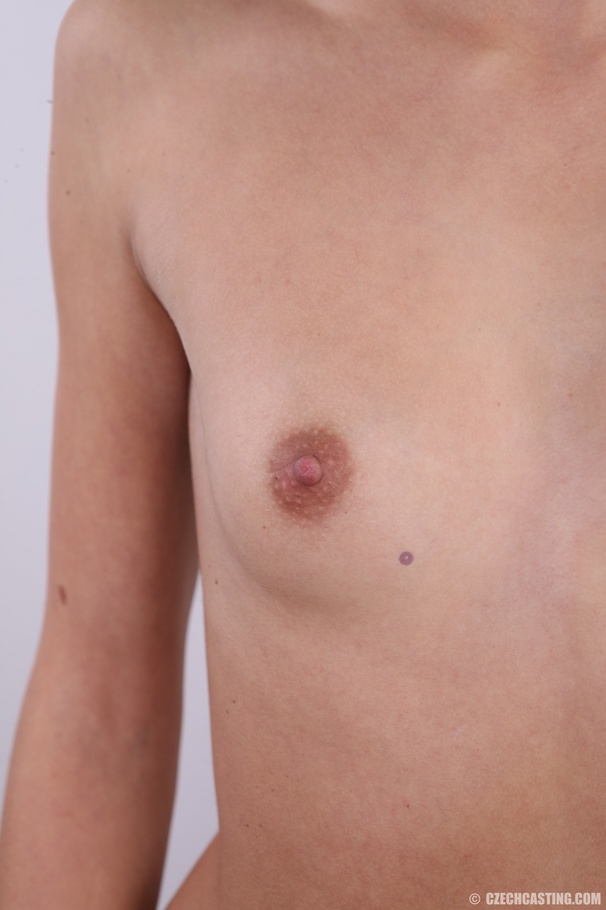 Young cute chick with really sexy eyes show - XXX Dessert - Picture 15