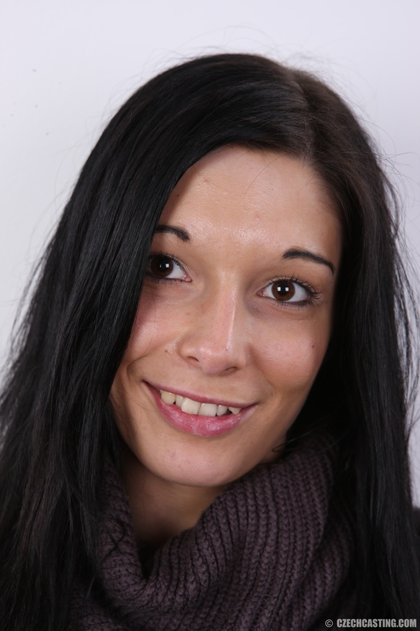 Sweet looking cool brunette with hot fleshy - XXX Dessert - Picture 1