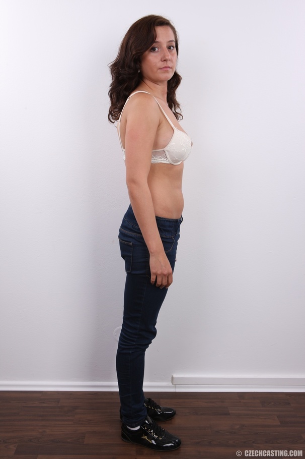 Enticing innocent looking chick with pierce - XXX Dessert - Picture 7