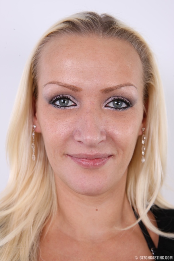 Cute attractive blonde with sexy tits, cute - XXX Dessert - Picture 1