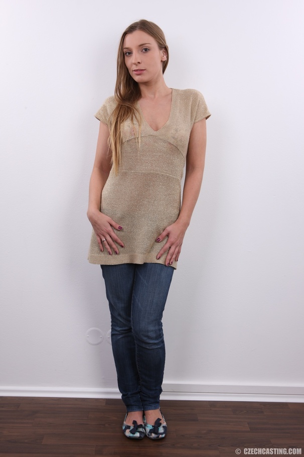 Young cute face chick with fresh sexy tits, - XXX Dessert - Picture 2