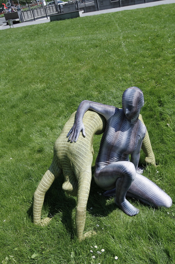 Two green and grey zentai wearing flexible  - XXX Dessert - Picture 9