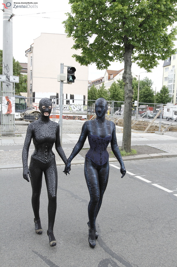Two black zentai wearing flexible teen with - XXX Dessert - Picture 4