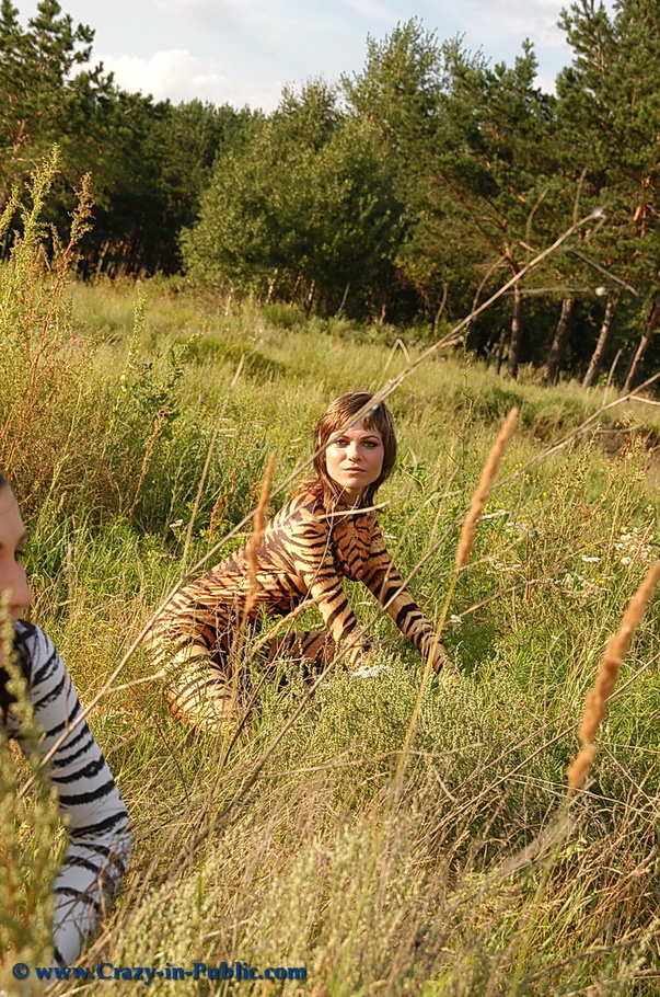 Two sexy zentai wearing teens exposing thei - XXX Dessert - Picture 7