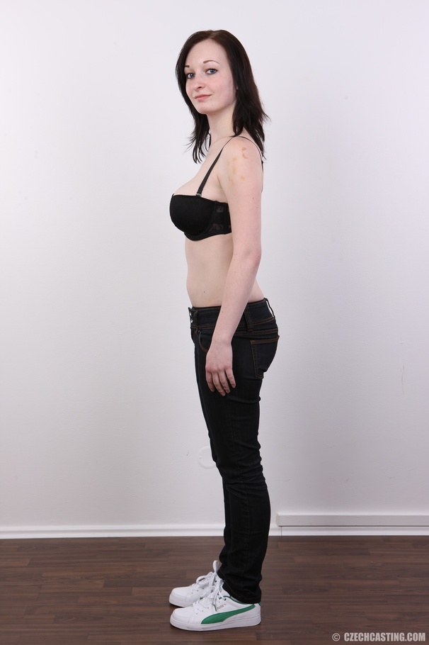 Hot slim chick models big round boobs, hot  - XXX Dessert - Picture 4