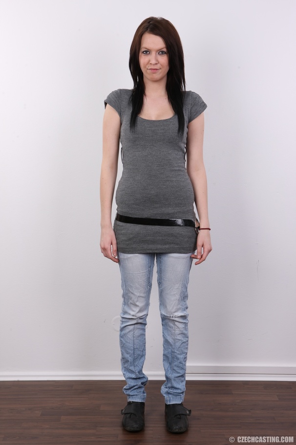 Cute young chick ready for anything shows p - XXX Dessert - Picture 2