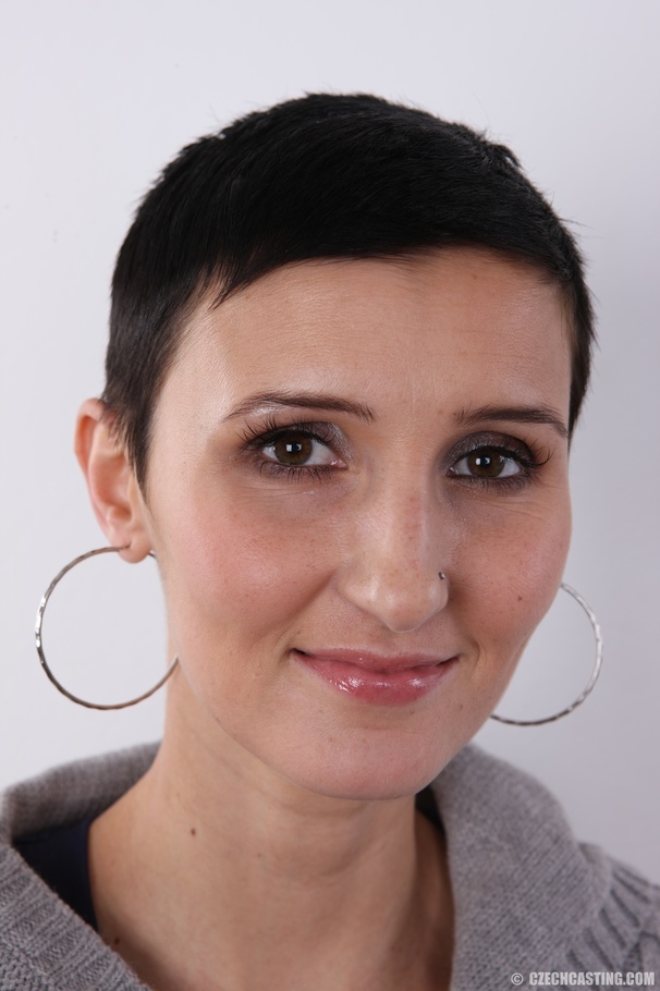 Slender, tall and sexy babe with firm hot t - XXX Dessert - Picture 1