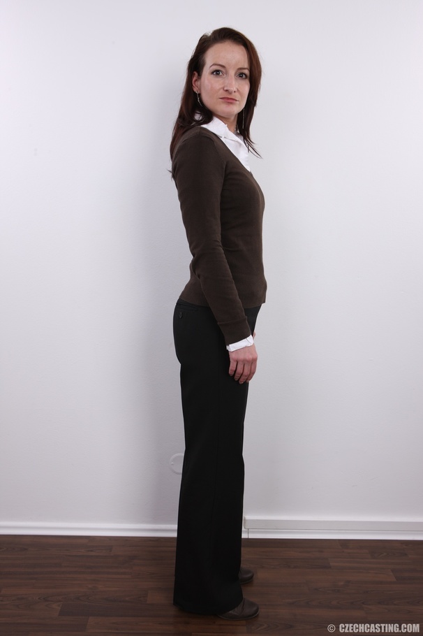 Sweet looking brunette looking for fun show - XXX Dessert - Picture 3