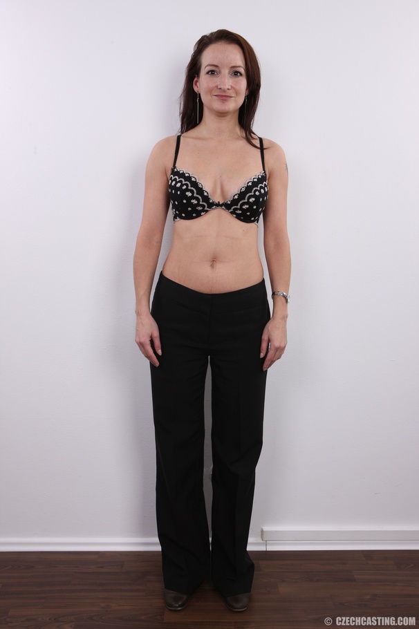 Sweet looking brunette looking for fun show - XXX Dessert - Picture 4