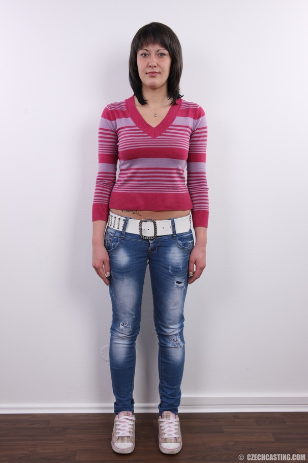 Sweetly compact chick with sexy features sh - XXX Dessert - Picture 2