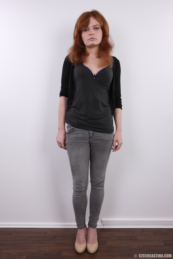 Young redhead in need of action show off cu - XXX Dessert - Picture 2