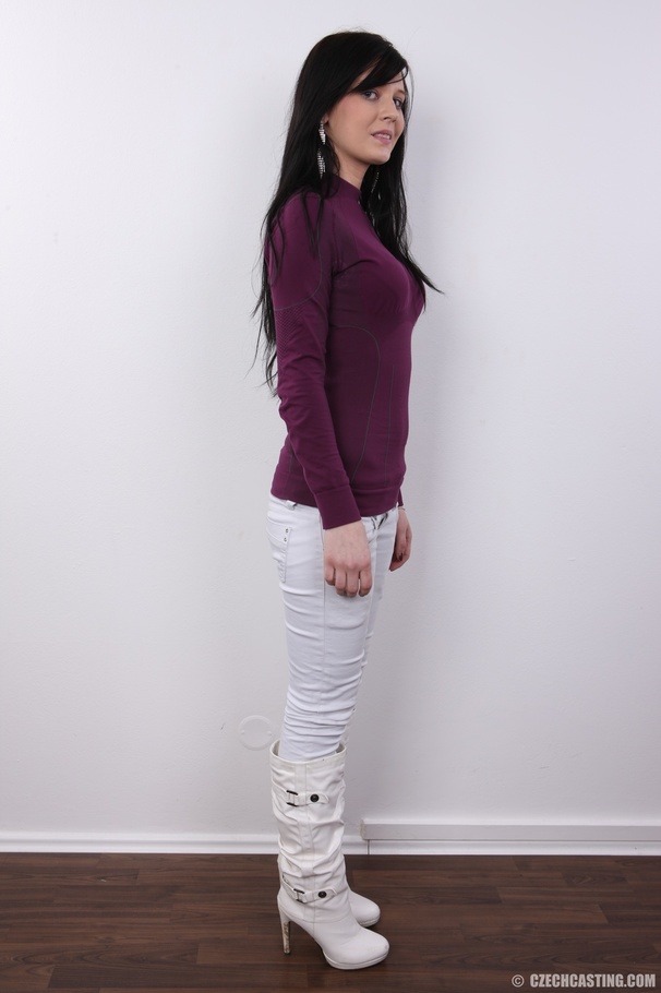 Slim black hair beauty shows hot pussy look - XXX Dessert - Picture 3