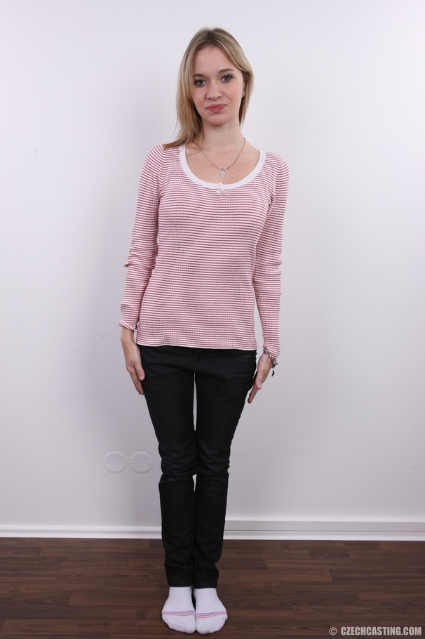 Hot tattooed blonde with enticing body show - XXX Dessert - Picture 2