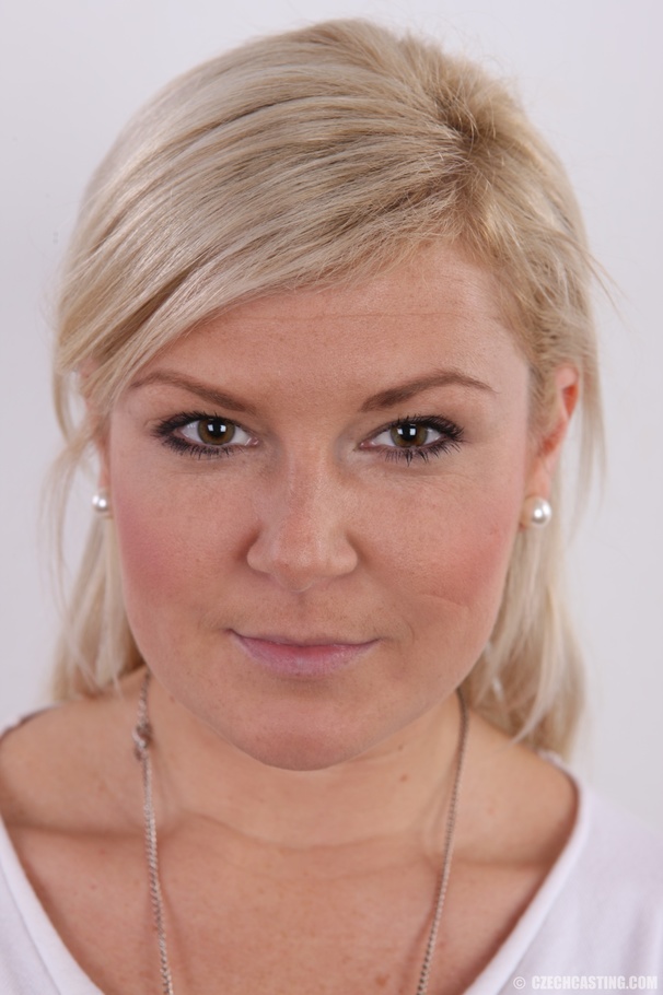 Big horny blonde in need of fun shows boobs - XXX Dessert - Picture 1