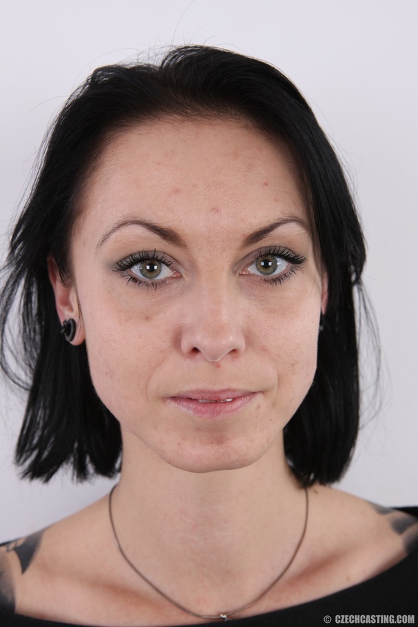 Chick with colorful tattoos show hairy puss - XXX Dessert - Picture 1