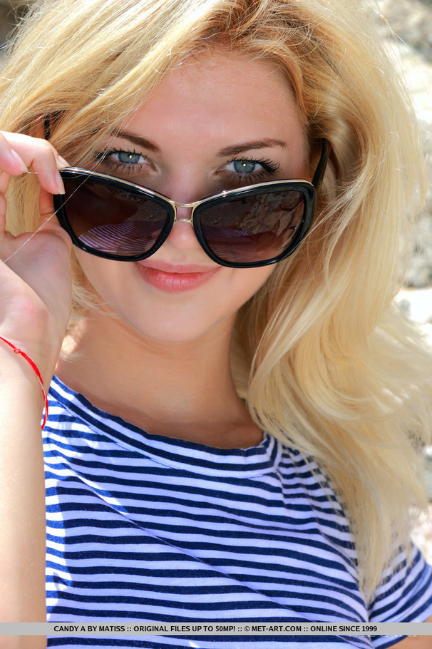 Butter dripping blonde strips outdoors to r - XXX Dessert - Picture 1