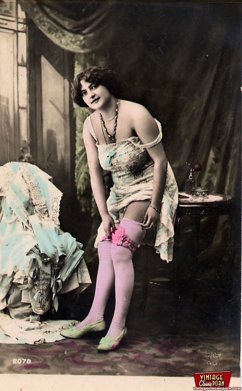Very goreous vintage naked ladies posing in - XXX Dessert - Picture 2