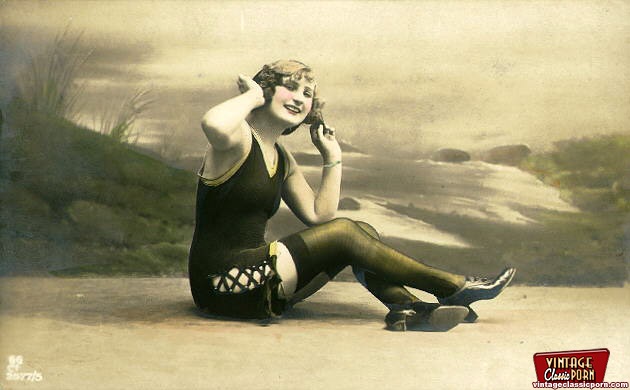 Very goreous vintage naked ladies posing in - XXX Dessert - Picture 6