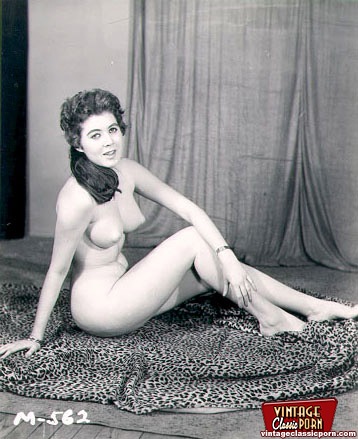 Classic vintage beauties with large boobs i - XXX Dessert - Picture 4