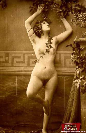 Vintage Nude Art Model Star - Vintage models showing their pubic hair in - XXX Dessert ...