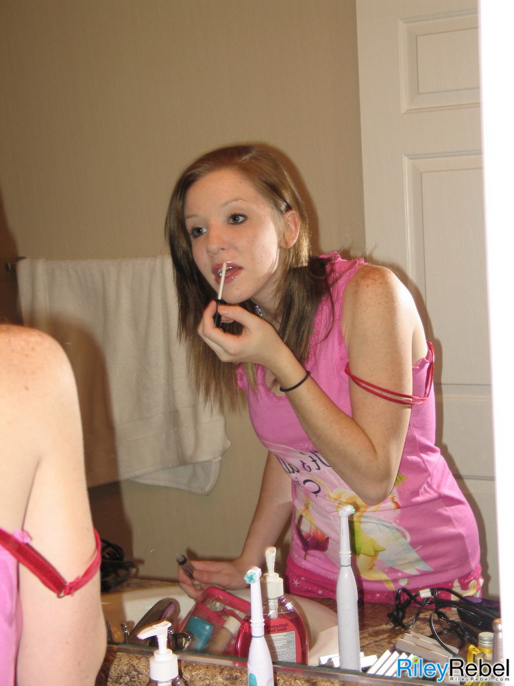 Pretty in pink hottie Riley Rebel fixing he - XXX Dessert - Picture 16