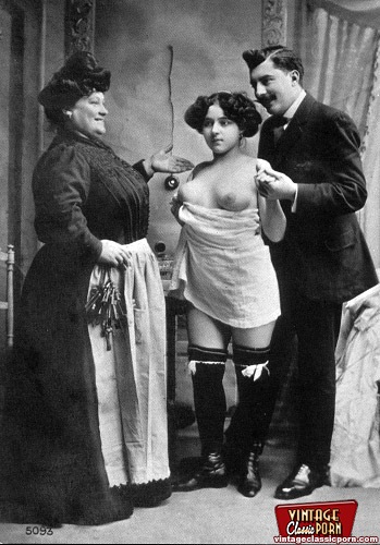 Several vintage chicks wearing stockings in - XXX Dessert - Picture 10