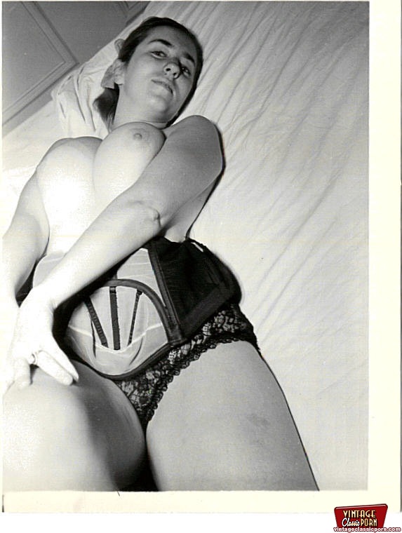 Some vintage daring real amateur pictures i - XXX Dessert - Picture 10