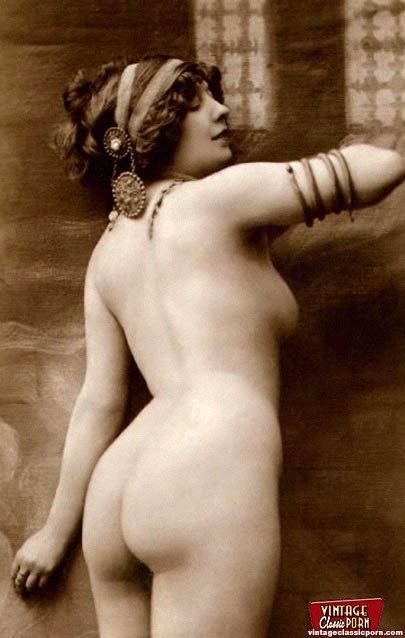 Naked Girls Classic - Some real pretty vintage topless naked girl - XXX Dessert - Picture 7