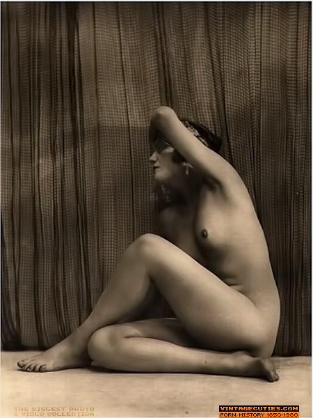 Check out lusty vintage girl exposing their - XXX Dessert - Picture 10